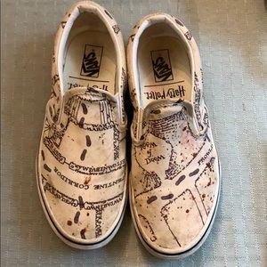 Girls Vans size 2. Harry Potter Marauder’s map